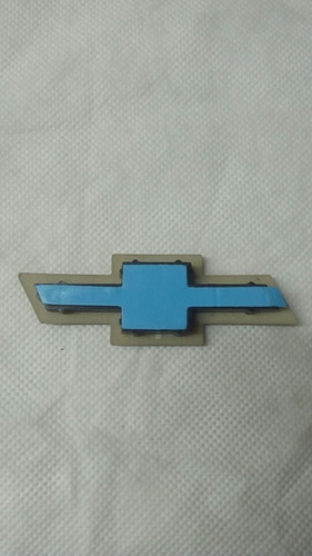 Escudo Portón Chevrolet Corsa2 5ptas (dorado) Legítimo Gm