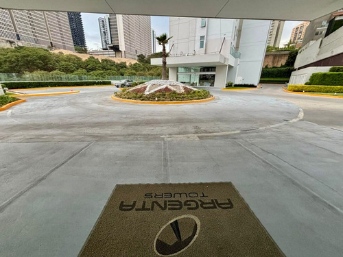 Vive Con Estilo En Argenta Towers, Bosque Real !