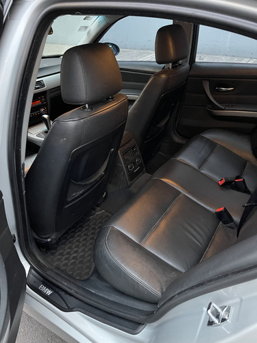BMW Serie 3 2.5 325ia Progressive At