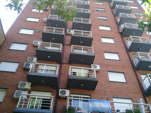 Departamento Centro 6 Ambientes Con Jardin