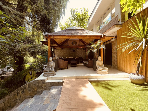Casa En Arriendo De 5 Dorm. En Lo Barnechea