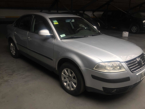 Volkswagen Passat 1.9 I Trendline 4m 2004