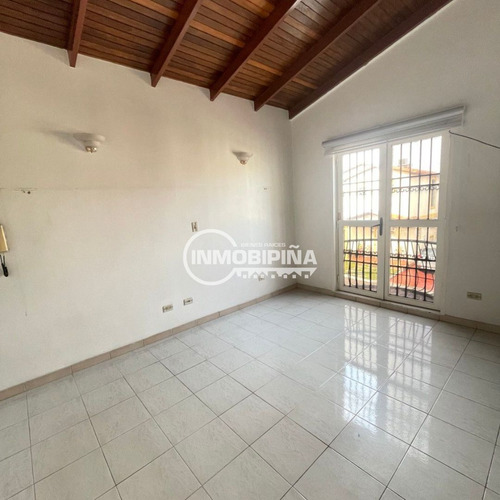 Inmobipiña Vende Townhouse En Urb Los Saltos, Puerto Ordaz, Estado Bolivar - Lp