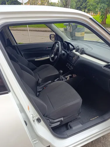 Suzuki Swift 1.2 Hybrid 2Wd