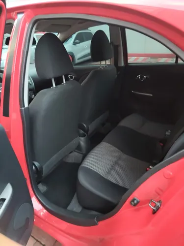 Nissan March 1.6 Advance