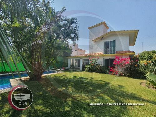 Imagen 1 de 11 de Venta De Casa En Lomas De Cocoyoc