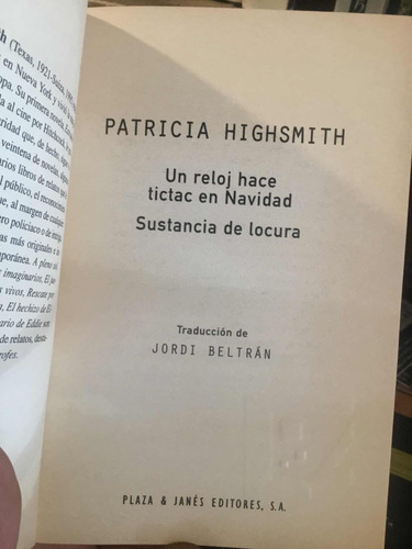 Un Reloj Hace Tictac En Navidad Sustancia De Locura Highsmit (Usado)