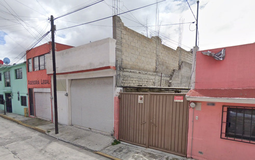 Venta De Casa Con Local Comercial En Col. Moderna De La Cruz, Toluca Recuperacion Bancaria- Sh05