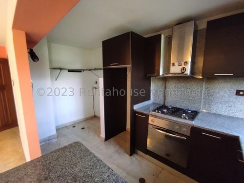 Imagen 10 de 30 de Apartamento En Urbanización Los Roques Piso Bajo, Poco Negociable!! Totalmente Amoblado Wm Mls #23-17376