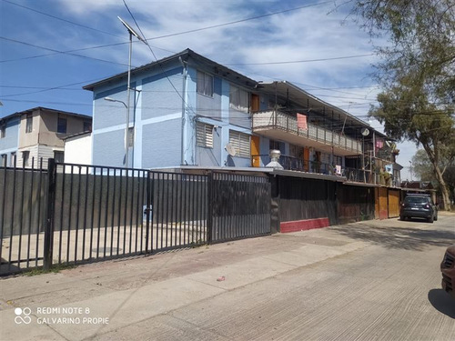 Departamento En Venta De 2 Dorm. En Lo Prado