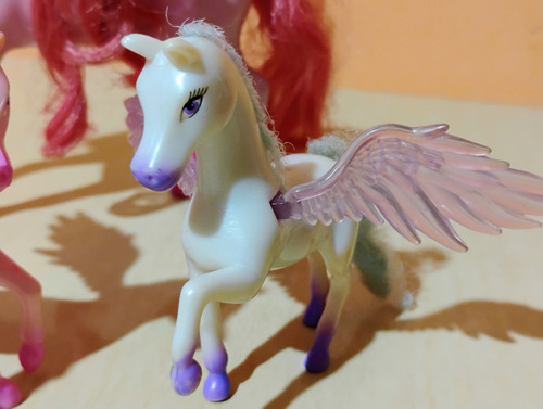 Miniatura Cavalos Do Filme Barbie E A Magia De Aladus (Usado)