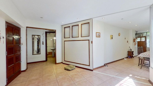 Hermosa Casa Venta Hurlingham C/jardín Aptacrédito
