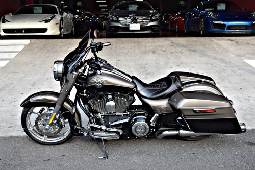 Imagen 3 de 8 de Harley Davidson Road King Cvo 2016