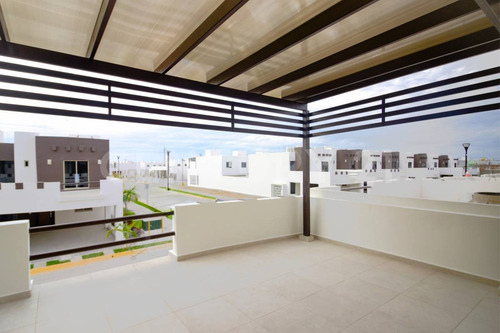 Casa En Venta En Residencial Montecarlo Grand, Mazatlán Sinaloa
