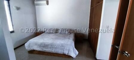 Imagen 16 de 21 de Casa En Venta 22-20489 En Cumbres De Curumo Wp 04120104330
