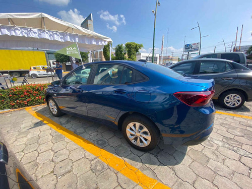 Imagen 11 de 15 de Chevrolet Onix 2021 4p Lt L3/1.0/t Man (c)