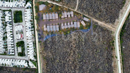 Preventa Rosello Villas: El Lujo Natural En Cabo Norte, Mérida Tipo A