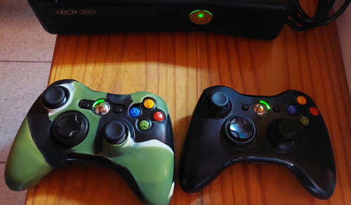 Xbox 360 + 20 Juegos (Usado)
