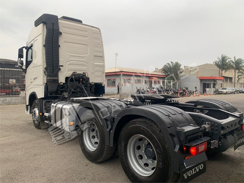 Imagem 10 de 15 de Caminhão Volvo Fh 540 6x4 T