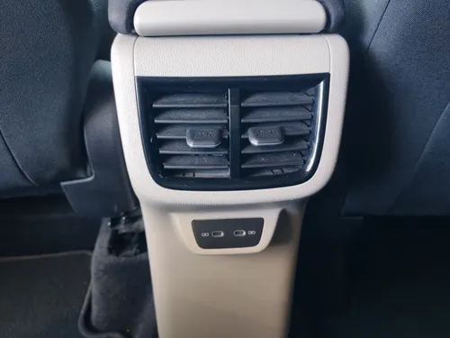Volkswagen Taigun 1.0 Tsi Comfortline At
