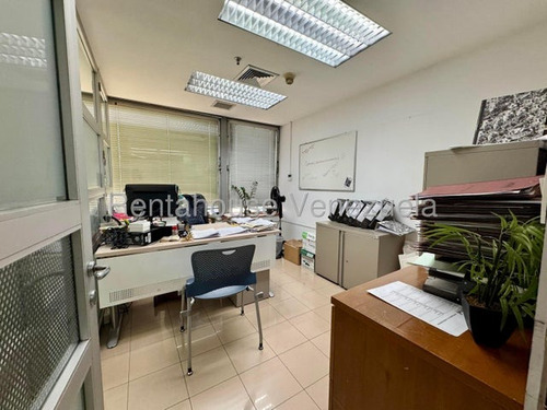 Oficina En Venta Campo Alegre 25-23726