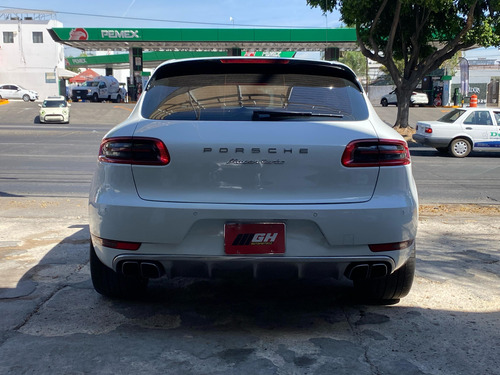 Porsche Macan 3.6 Turbo At