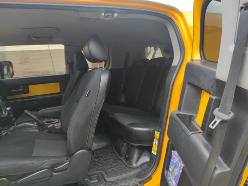 Toyota Fj Cruiser 3p Premium Aa Ee Ra Abs 4x4 At