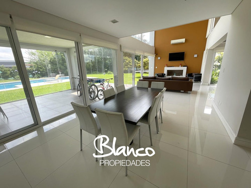 Casa En Alquiler En Haras Santa Maria, Escobar, G.b.a. Zona Norte