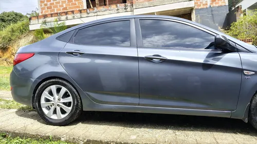 Hyundai Accent 1.6l 4 p