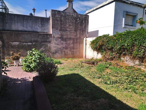 Terreno En Venta De 280mts Sobre Juan Larrea 1586 , Juniors,