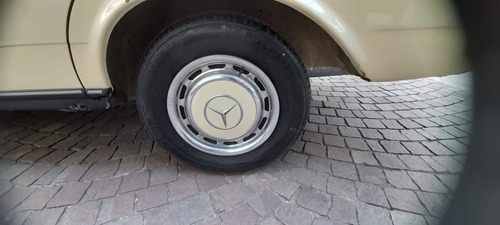 Imagen 15 de 18 de Mercedes Benz 250 4p 1979