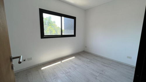 Imagen 7 de 15 de Duplex A Estrenar Con Dos Dormitorios En Venta