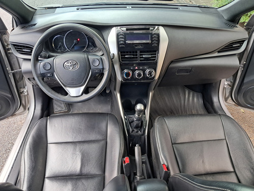 Toyota Yaris 1.3 Xl 16v 5p