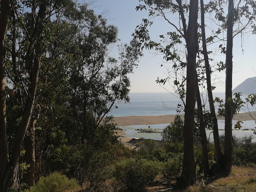 Terreno Urbanizado En Primera Línea Con Vista A La Playa.