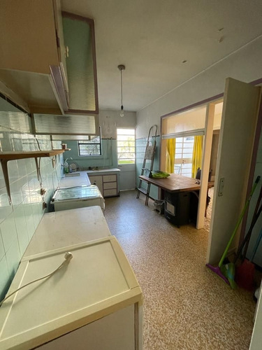 Casa En Venta De 4 Dormitorios En Malvin