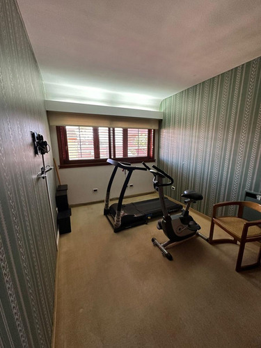 Excelente Casa Chalet En Wilde Centro - 277 M2 Cubiertos.