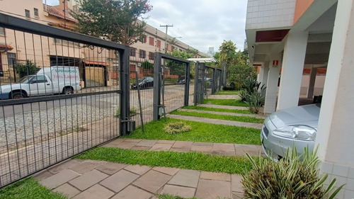 Apartamento Para Venda, Bairro Jardim Botânico Com, 2 Dormitórios, 1 Banheiro, 1 Vaga De Garagem, Semimobiliado.