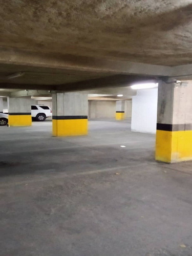 Imagen 5 de 28 de Fernando Guerrero Vende Apartamento, Frente Al C.c. Garibaldi Valencia.