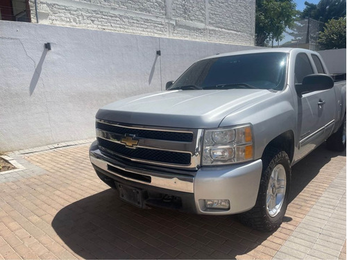 Chevrolet Cheyenne 5.3 2500 Crew Cab B 4x4 Mt