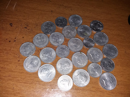 25 Monedas De Aluminio Uru Distintos Años