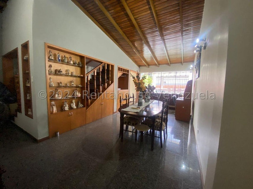 Imagina Tu Vivienda Temporal Ubicada En Una De Las Mejores Urbanizaciones De La Ciudad, Con Todos Los Servicios, Vigilancia 24/7. Esta Propiedad Se Encuentra Totalmente Equipada Y Amoblada.