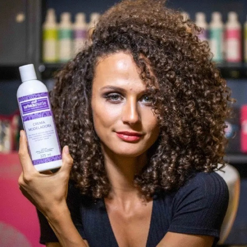 Imagen 7 de 7 de Crema Modeladora Urban Curls Para Rizos 960 Ml