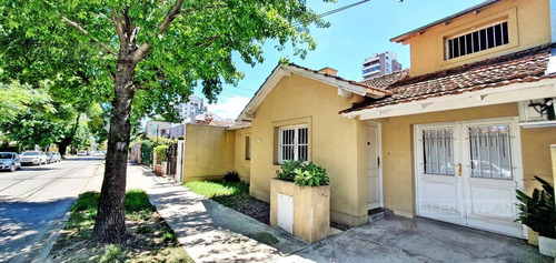 Imagen 2 de 14 de Casa De 1 Planta, 4 Ambientes En Venta - Acas.-vias/santa Fe, San Isidro