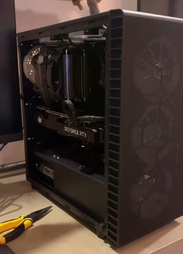Imagem 3 de 6 de Assistência Em Computadores E Notebooks