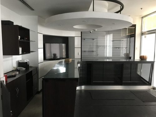 Imagen 5 de 9 de Plaza Las Américas Nuevo. Espacioso Local Sin Columnas En Venta