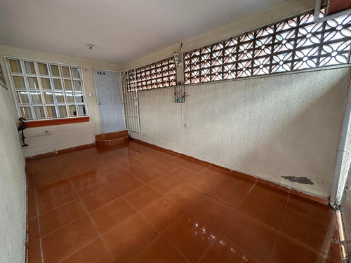 Casa En Venta En Los Héroes Tecamac