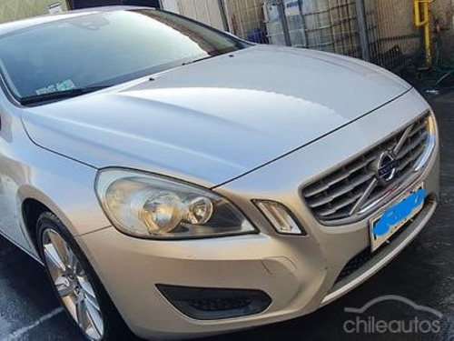 Volvo S60 Turbo T4 2013 Top De Linea