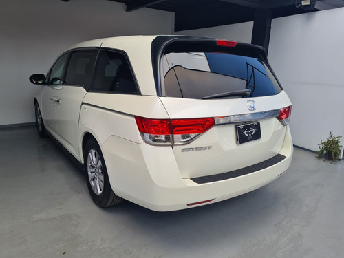 Imagen 8 de 15 de Honda Odyssey 2014 3.5 Lx At