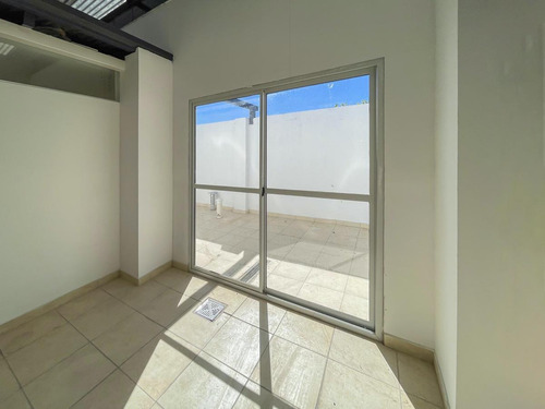 Imagen 29 de 30 de Local Comercial Apto Clínica Con 19 Privados