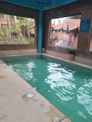 Imagen 2 de 12 de Cabaña Con Balcon, Pileta Cubierta Y Descubierta A Dos Cuadras Del Centro Comercial Del 28/01 Al 04/02